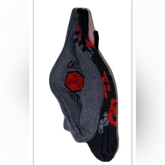 Dungeons & Dragons Crew Socks 2 Pair Men 6.5-12 Black Gray Red D&D Critical Miss - Picture 7 of 9
